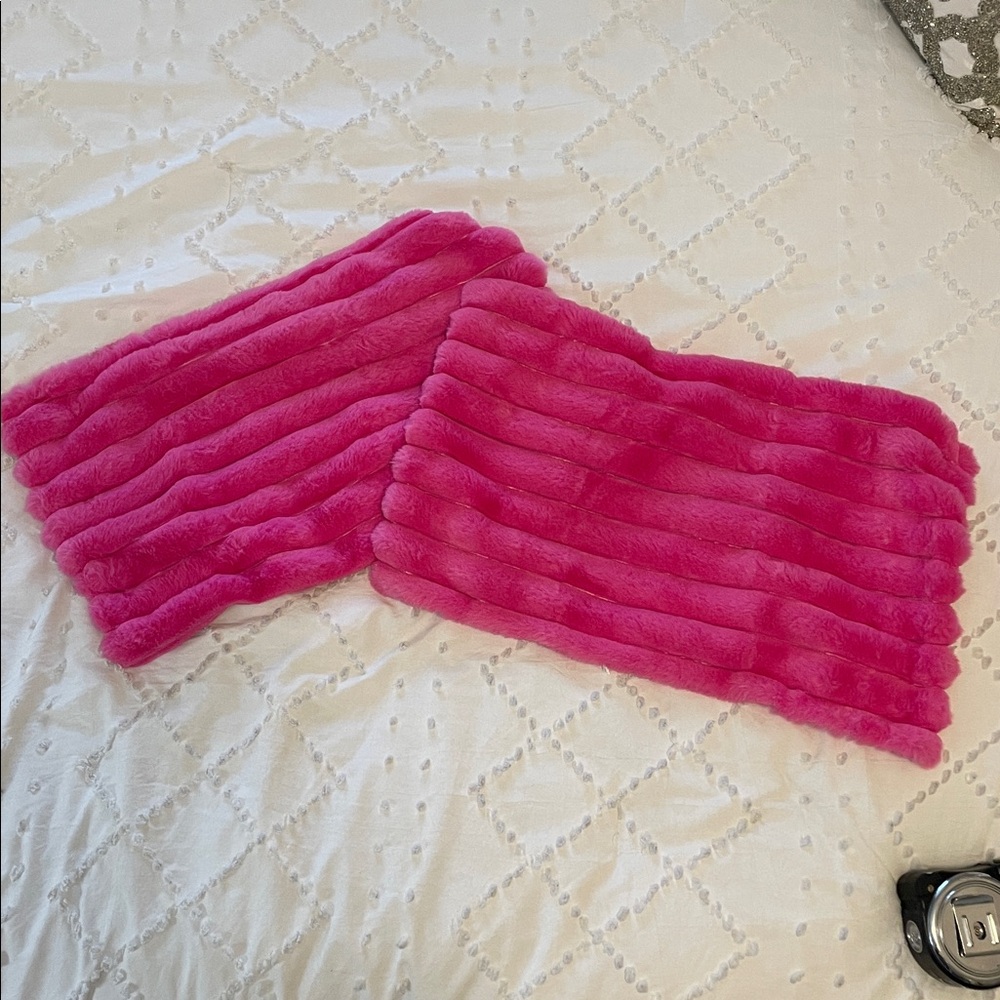Pair of Pink Faux Fur Pillow Cover new